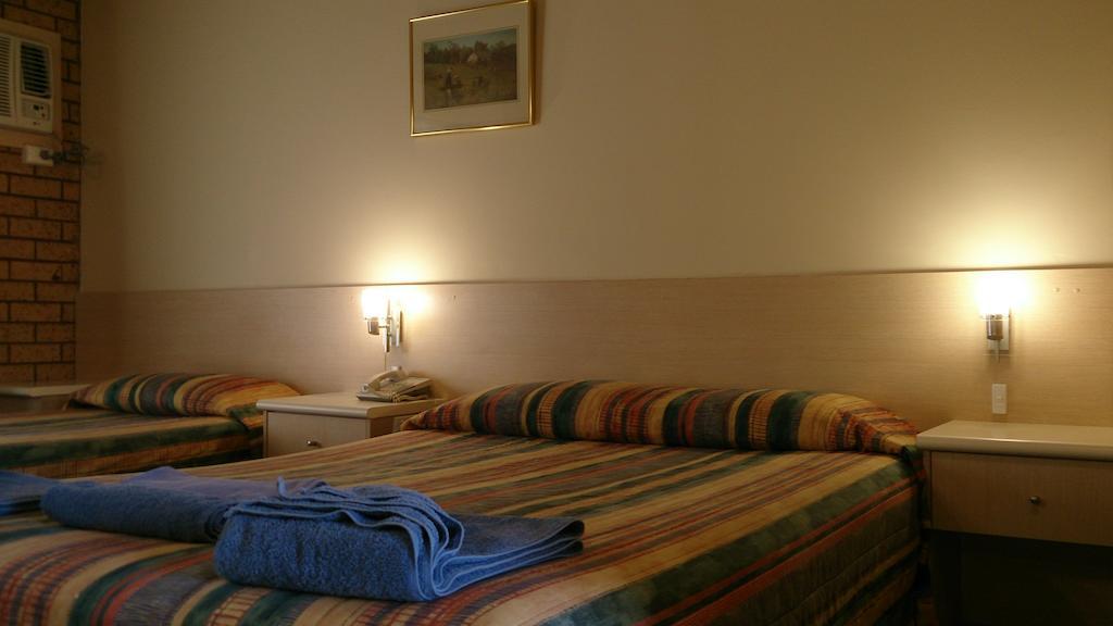 Fountain View Motel Dubbo Bagian luar foto